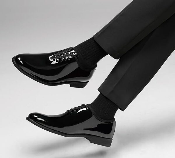 What Color Shoes Should Men Wear